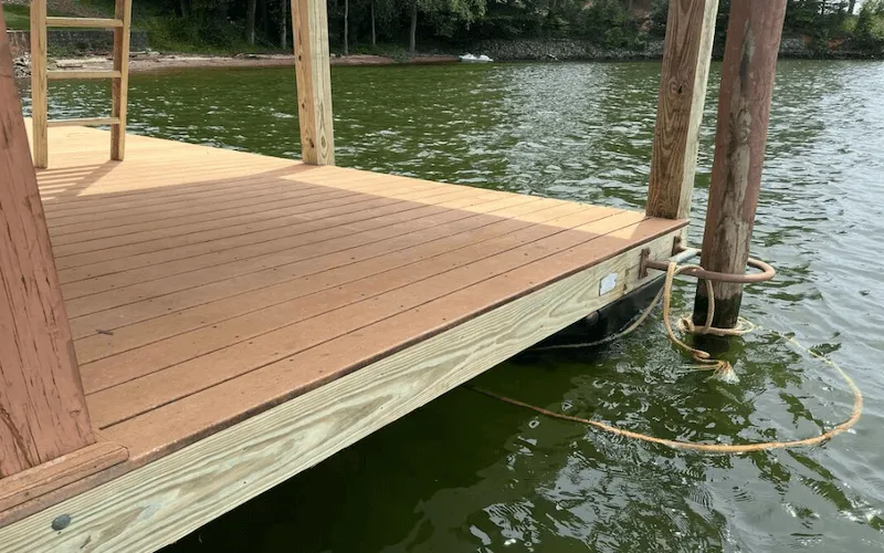 new-wood-dock-with-composite-decking