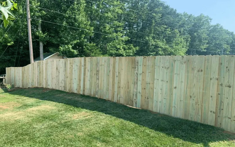 wood-fence-installation